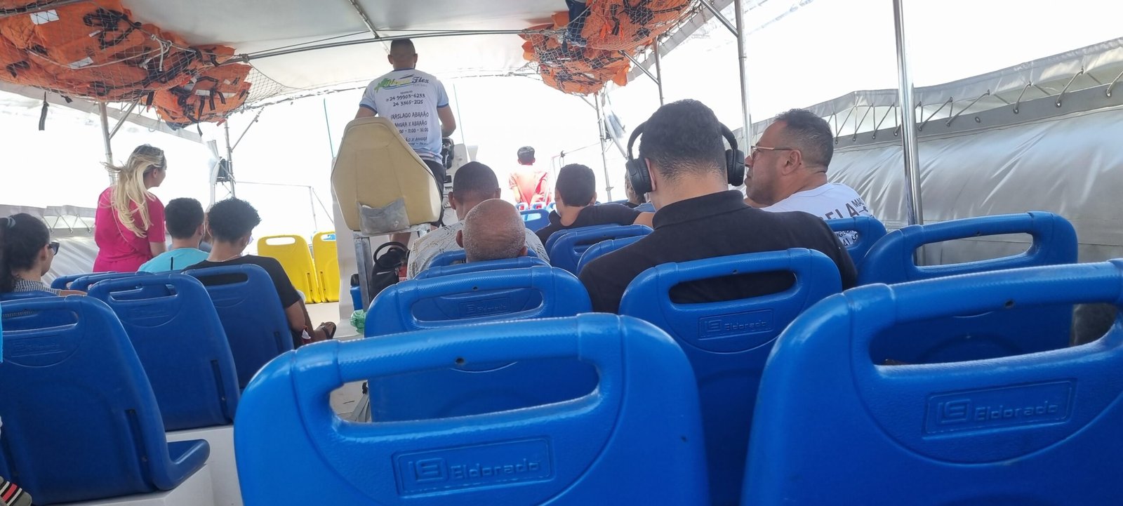 Bateau et voyage maritime
